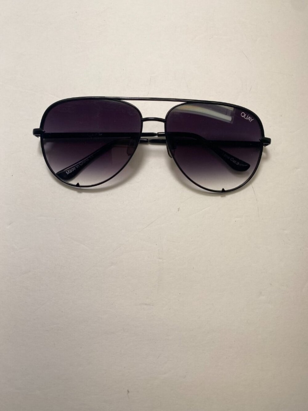 Quay x Desi High Key Black Aviator Sunglasses 111 Frames Gradient Lenses